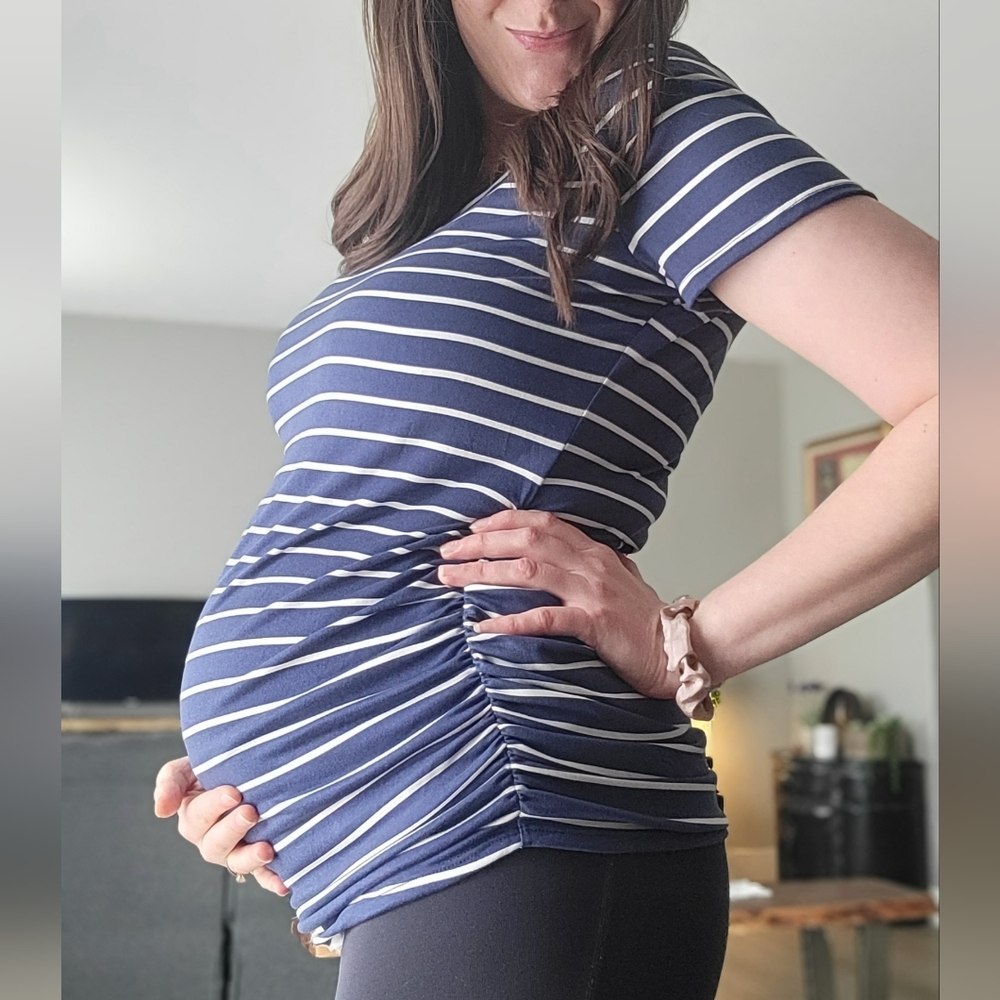 Maternity top short sleeve striped tee